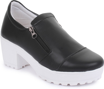 

Vilax Fashionable Zip Sneakers Sneakers For Women(Black, White