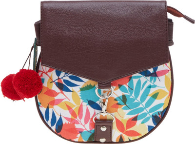 

Lemon Trunk Women Multicolor Canvas Sling Bag