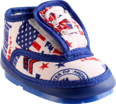 

CHiU Boys & Girls Velcro Casual Boots(White, Multi