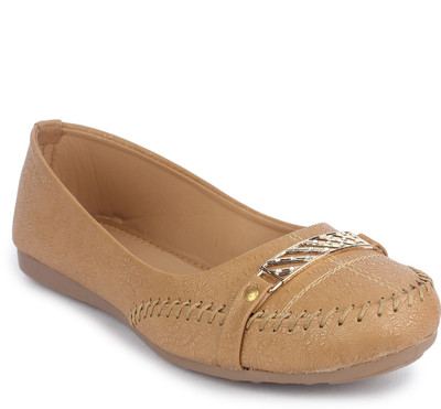 

London Steps Women Brown Flats