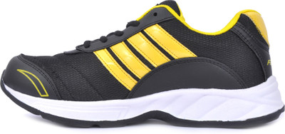 

Fast X. Solid Running Shoes For Men(Black, Yellow