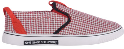 

AAIKEN Casuals For Men(Multicolor, White