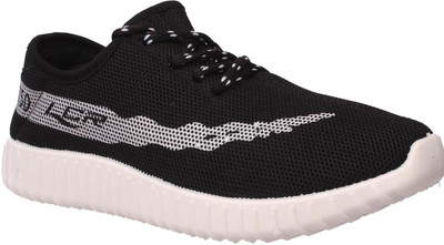 

Lancer BOOST-4 Training & Gym Shoes For Men(Black, White
