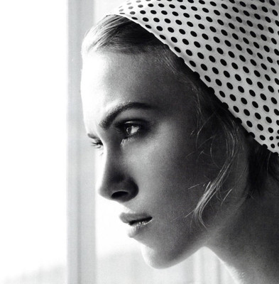 

Akhuratha Designs Wall Poster Keira Knightly Paper Print(12 inch X 18 inch, Rolled)