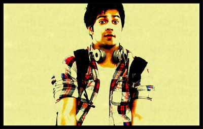 

Wall Poster Actor Bollywood Varun Dhawan Paper Print(12 inch X 18 inch, Rolled)