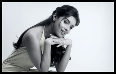 

Aabhaas Wall Poster Bollywood Actress Asin Thottumkal Paper Print(12 inch X 18 inch, Rolled)