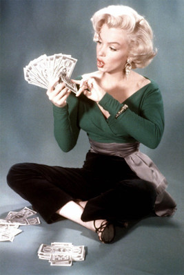 

Akhuratha Designs Wall Poster Marilyn Monoroe Paper Print(12 inch X 18 inch, Rolled)