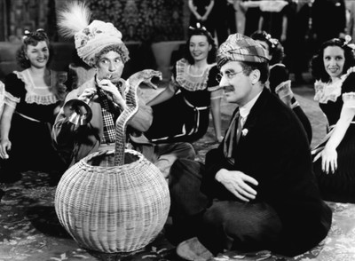 

Wall Poster Marx Brothers Paper Print(12 inch X 18 inch, Rolled)