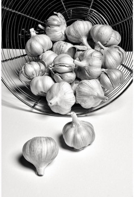 

Aabhaas Wall Poster Black And White Garlic Paper Print(12 inch X 18 inch, Rolled)