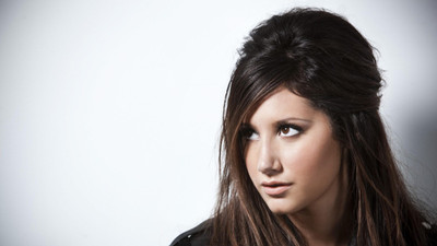 

Akhuratha Designs Wall Poster Ashley Tisdale Paper Print(12 inch X 18 inch, Rolled)