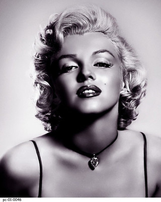 

Wall Poster Without Frame - Marilyn Monroe Paper Print(12 inch X 18 inch, Rolled)
