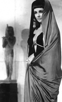 

Wall Poster Elizabeth Taylor Paper Print(12 inch X 18 inch, Rolled)