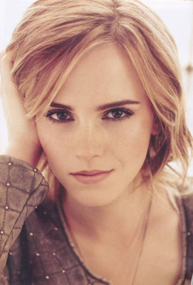 

Wall Poster Emma Watson Paper Print(12 inch X 18 inch, Rolled)
