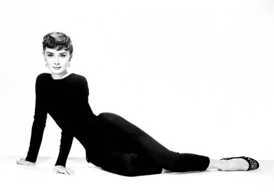 

Wall Poster Audrey Hepburn Paper Print(12 inch X 18 inch, Rolled)