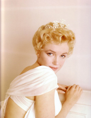 

Wall Poster Marilyn Monoroe Paper Print(12 inch X 18 inch, Rolled)