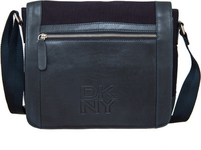 

Navshi Men & Women Casual Green Canvas Sling Bag