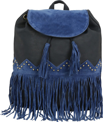 

Le Cuero Magnetic Button 7 L Backpack(Blue), Navy blue