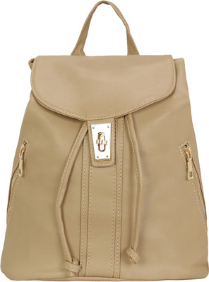 

Le Cuero Twisted Lock 7 L Backpack(Beige)