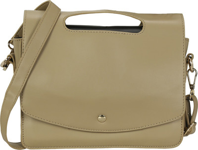 

Le Cuero Women Casual Green PU Hand-held Bag