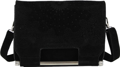 

LONDON RAG BG5181_Black Sling Bag(Black, 3 L)