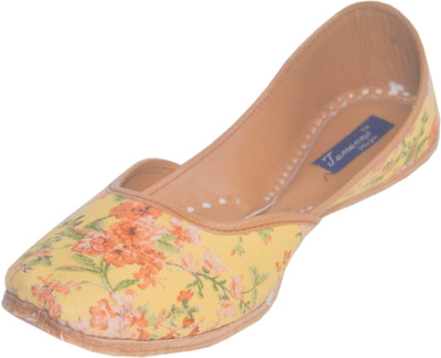 

Tamanna 3133874 Jutis For Women(Yellow, Orange, Multicolor3