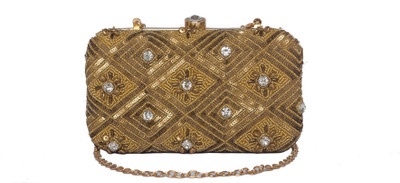 

Rysha Casual Gold Clutch