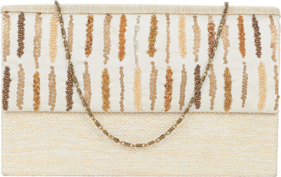 

Tarusa Casual Gold Clutch
