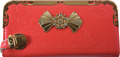 

Glitters Online Casual Pink Clutch