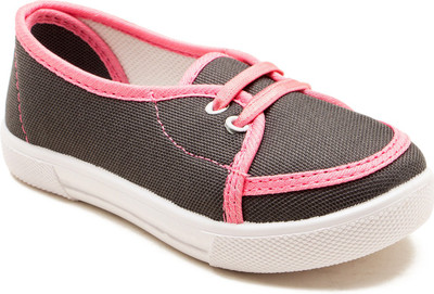 

BEGETTER The Inceptioner Girls Slip on Moccasins(Grey, Grey pink