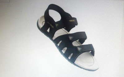 

VKC Men MEHENDI Sandals