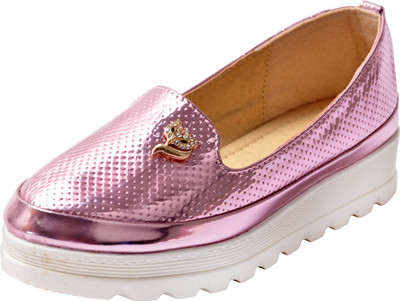 

Yellow Bee Girls Slip on Loafers(Pink