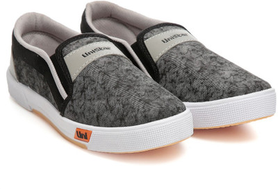 

Unistar men Canvas Shoes; 5024-Black Loafers For Men(Black