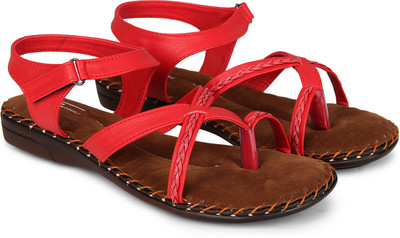 

XE Looks Women Red Flats