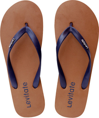 

Levitate Basic Flip Flops, Khaki navy