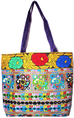 

Indian Sparrow Casual Multicolor Clutch