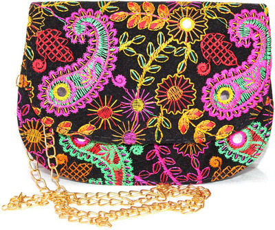

Indian Sparrow Casual Multicolor Clutch