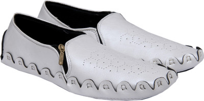 

U2Shoes Boys Slip on Loafers(Black, Wwwhite