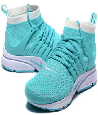 

AIR PRESTO AIR PRESTO Running Shoes For Men(Blue, White, Multicollor