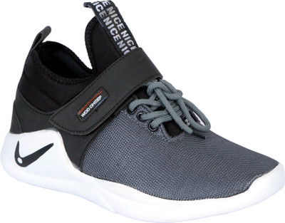 

Shoebook Mens Long Training & Gym Shoes For Men(Grey, Black