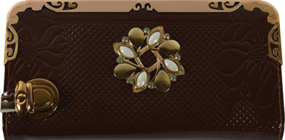 

Glitters Online Casual Brown Clutch