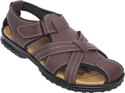 

VOLO Men Brown Casual
