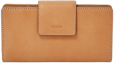 

Fossil Formal Tan Clutch