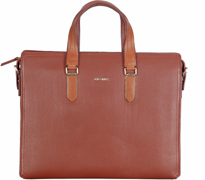 

Adamis 15 inch Laptop Messenger Bag(Tan)