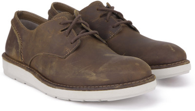

Clarks FAYEMAN LACE BEESWAX Casual For Men(Brown