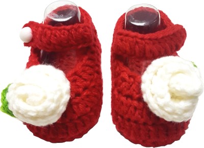 

GoodStart Crocheted toddler booties with flower applique Booties(Toe to Heel Length - 10 cm Red)