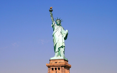 

Statue of Liberty Sculpture in New York City United States HD Wallpaper poster on fine art paper 13x19 Paper Print(19 inch X 13 inch, Rolled)