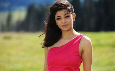 

Celebrity Kajal Aggarwal Actresses India Bollywood Actress Kajal Agarwal HD Wall Poster on LARGE PRINT 36X24 INCHES Photographic Paper(36 inch X 24 inch, Rolled)