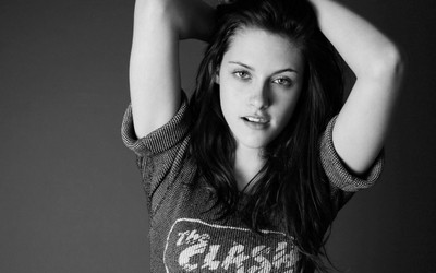 

Celebrity Kristen Stewart Actresses United States on LARGE PRINT 36X24 INCHES Photographic Paper(36 inch X 24 inch, Rolled)