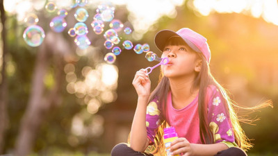 

Children The girl starts soap bubbles on LARGE PRINT 36X24 INCHES Photographic Paper(24 inch X 36 inch, Rolled)
