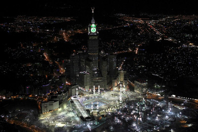 

Makkah Royal Clock Tower Hotel HD on LARGE PRINT 36X24 INCHES Photographic Paper(36 inch X 24 inch, Rolled)